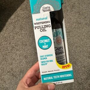 Guru Nanda Whitening Pulling Oil